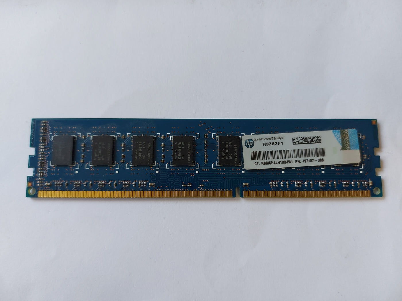 Hynix HP 2GB PC3-10600 DDR3-1333MHz non-ECC Unbuffered CL9 240-Pin DIMM Memory Module ( HMT125U6TFR8C-H9 N0 AA-C 497157-D88 ) REF