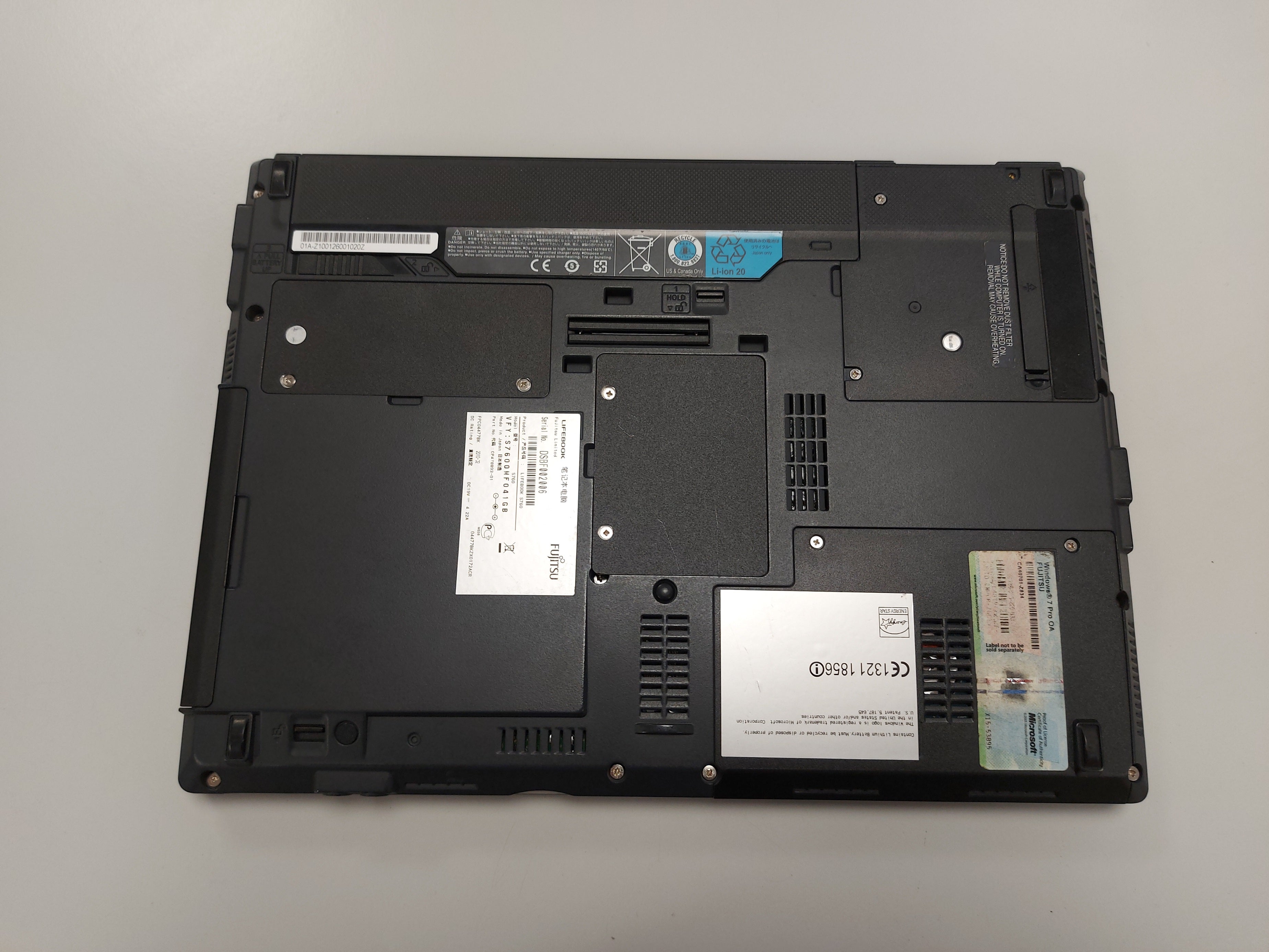Fujitsu Lifebook S Series S760 320GB HDD Core i5 4GB RAM 13.3" Laptop ( CP478893-01 VFY:S7600MF041GB ) USED    