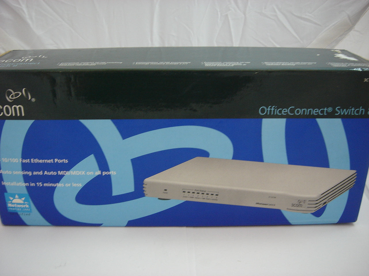PR02864_3C16794_3Com, Office Connect Switch 8, 10/100 Fast - Image2