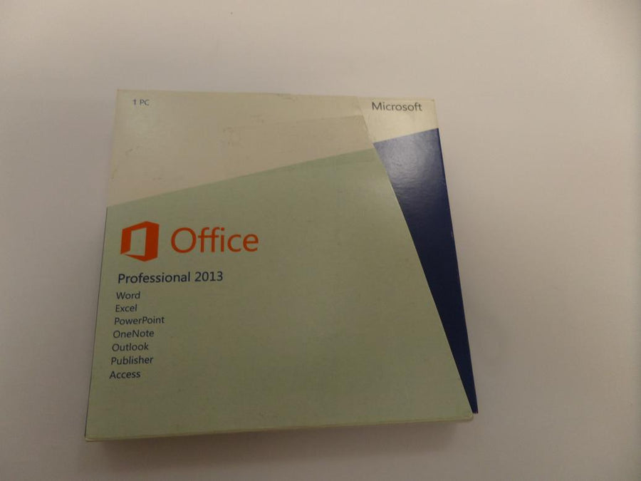 X18-08791 - Microsoft Office Professional 2013 1 User Licence Card and Disk - NOB