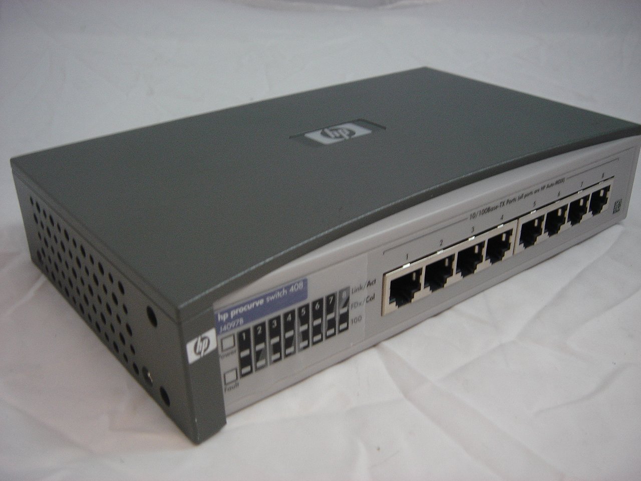 MC3894_J4097B_HP ProCurve 408 8 Port 10BASE-T Switch - Image2