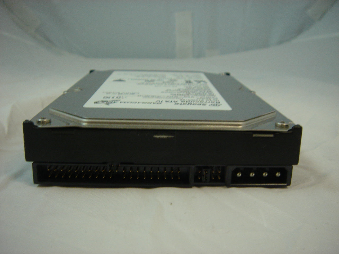 PR24320_9T6002-305_Seagate 40 GB 3.5" 7200RPM IDE Hard Drive - Image2