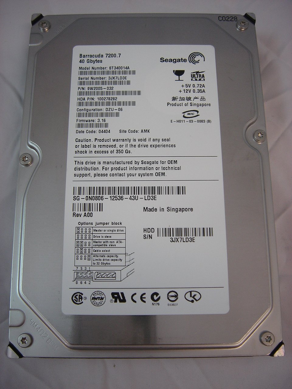 9W2005-032 - Seagate Dell 40GB IDE 7200rpm 3.5in HDD - Refurbished