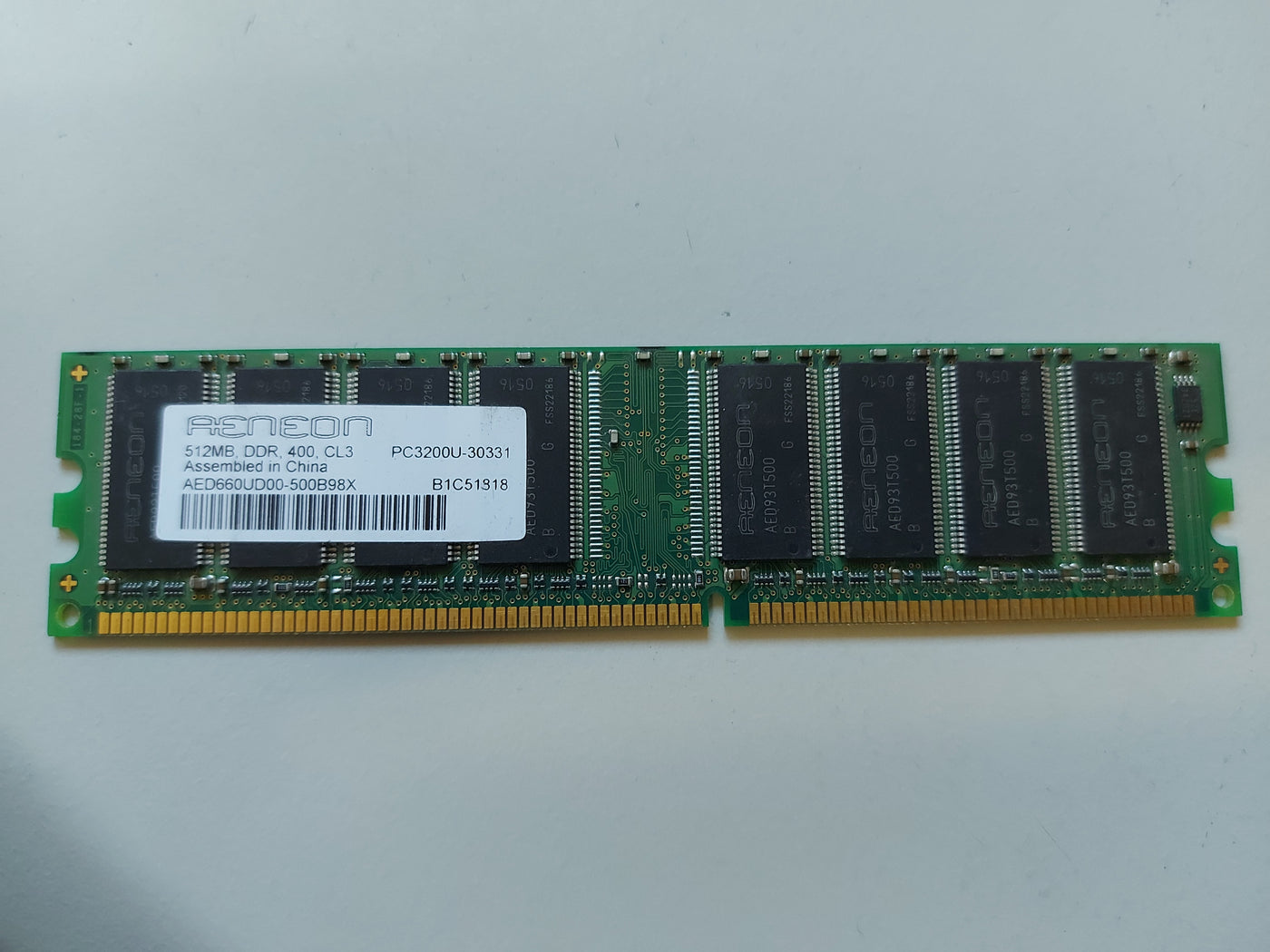 Aeneon 512MB PC3200 DDR-400MHz non-ECC Unbuffered CL3 184-Pin DIMM Memory Module ( AED660UD00-500B98X ) REF