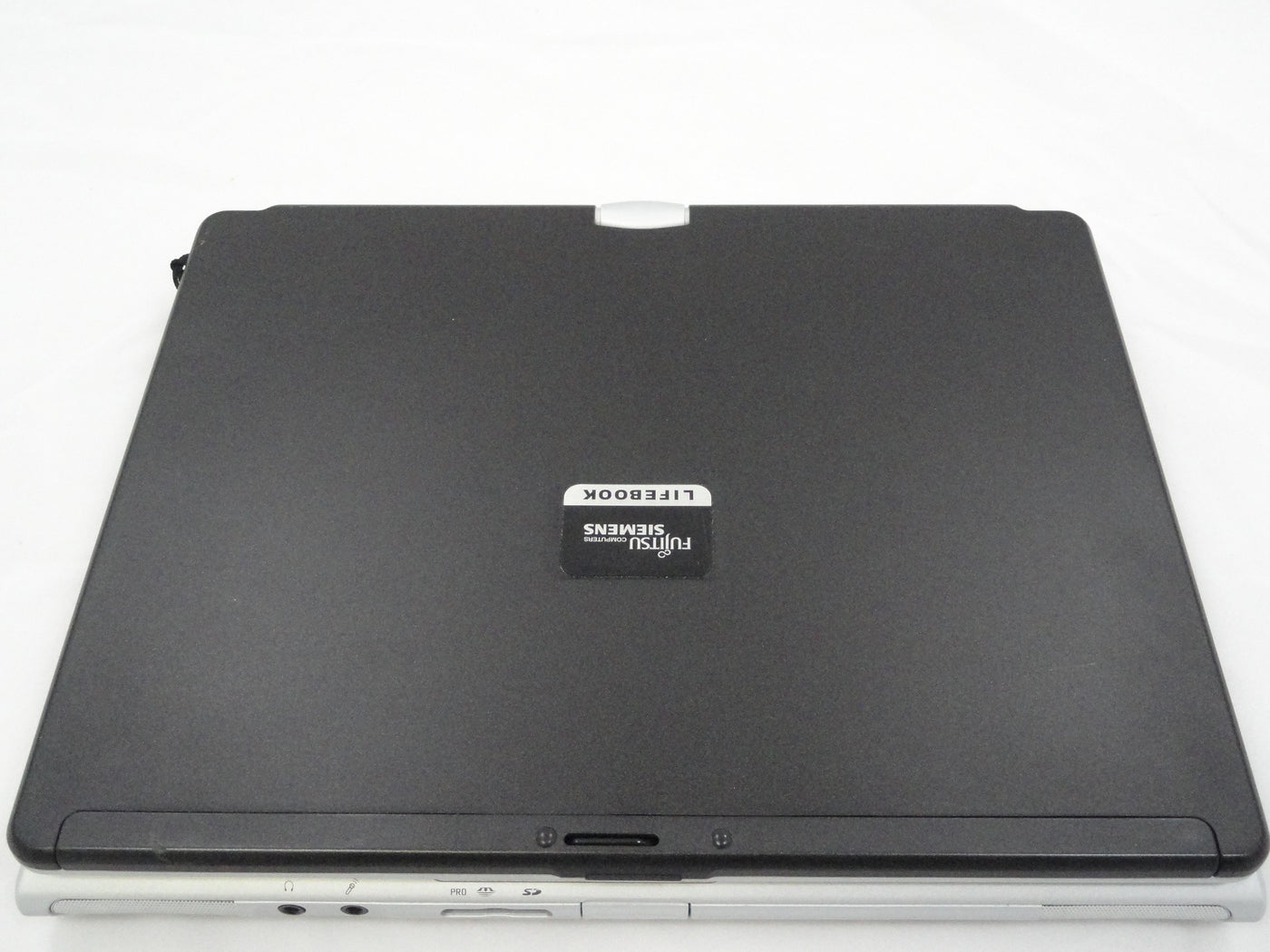 PR05907_T2410_Fujitsu LifeBook T Series Tablet PC T4210 - Image2