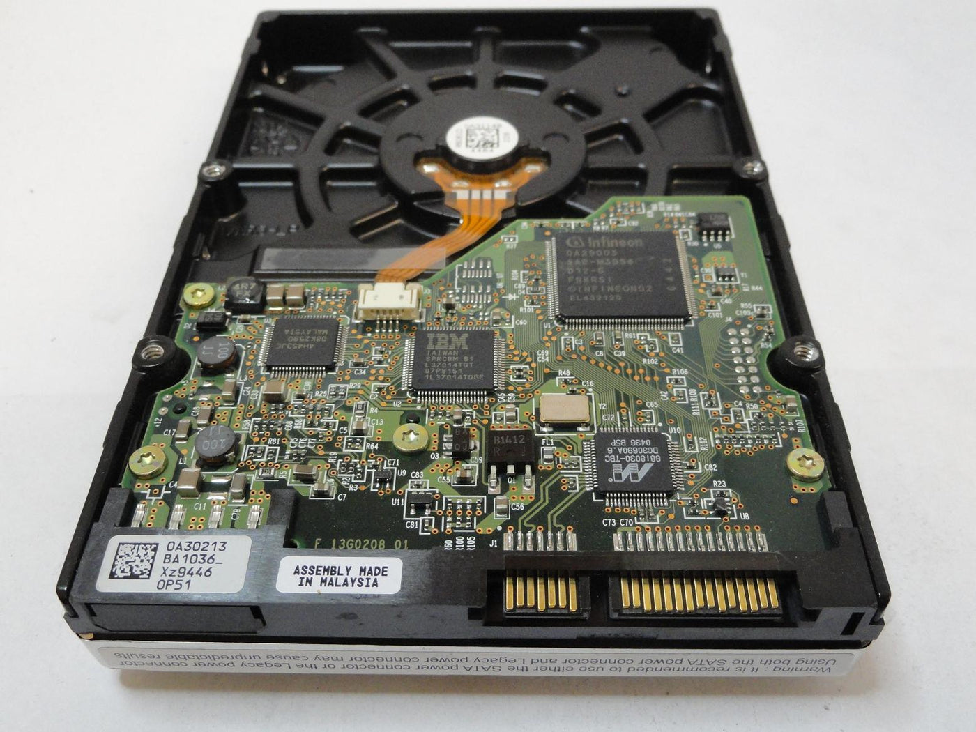 PR06154_13G0869_Hitachi Dell 40GB SATA 7200rpm 3.5in HDD - Image2