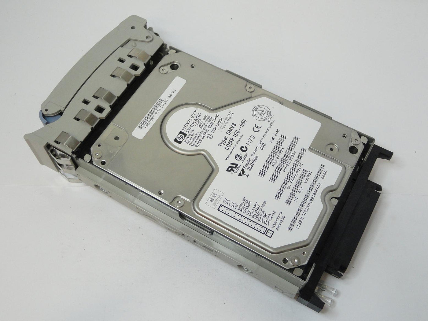 IBM HP 9.1GB SCSI 80Pin 10Krpm 3.5in HDD in Caddy ( 34L3755 D6107-63001 D6107-69001 D6107-60001 D6107A 5064-3541 ) REF