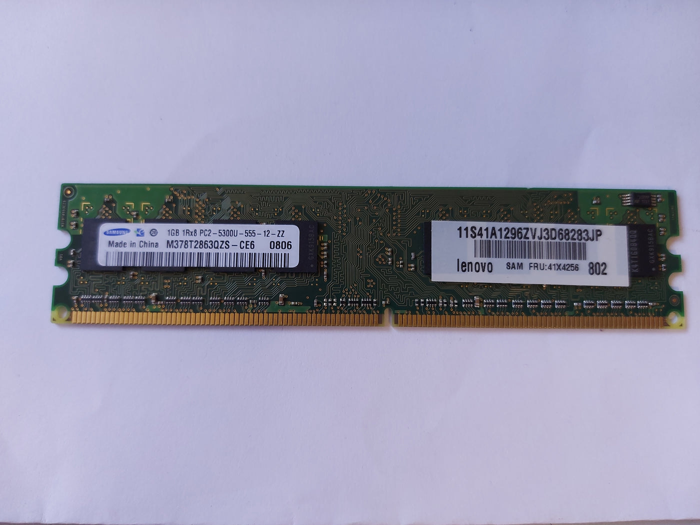 Samsung Lenovo 1GB PC2-5300 DDR2-667MHz non-ECC Unbuffered CL5 240-Pin DIMM Single Rank Memory Module ( M378T2863QZS-CE6 41X4256 ) REF