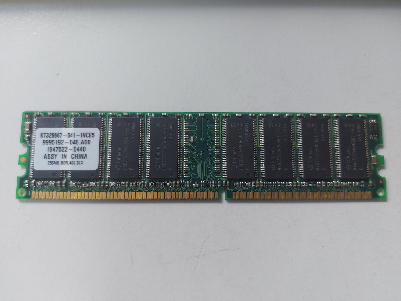 Kingston HP 256MB PC3200 DDR-400MHz non-ECC Unbuffered CL3 184-Pin DIMM ( KT326667-041-INCE5 9995192-046.A00 326667-041 ) REF