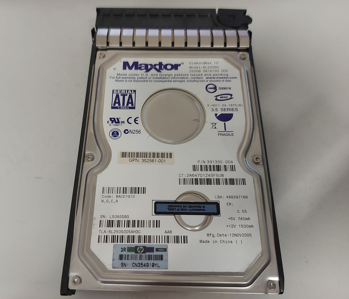 Maxtor HP 250GB SATA 7200rpm 3.5in HDD in Caddy ( 6L250S0 391335-004 352561-001 353044-001 ) USED