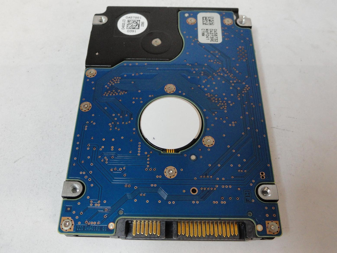 PR23964_0A70343_Hitachi 320GB SATA 5400rpm 2.5in HDD - Image2