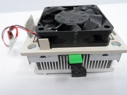 MC0599_215894-001_Compaq Deskpro EN Active Processor Heatsink - Image2