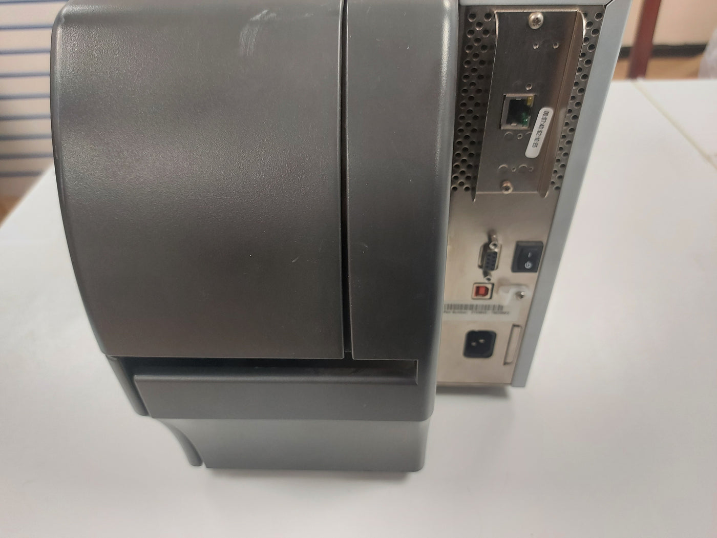 Zebra ZT230 Industrial Label Printer ( ZT23042-T0E200FZ ) USED