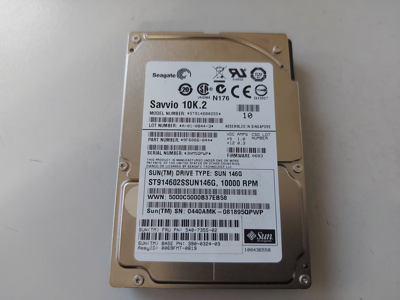 Seagate SUN 146Gb SAS 10Krpm 2.5in HDD ( 9F6066-044 ST9146802SS 390-0324-03 540-7355-02 ) REF